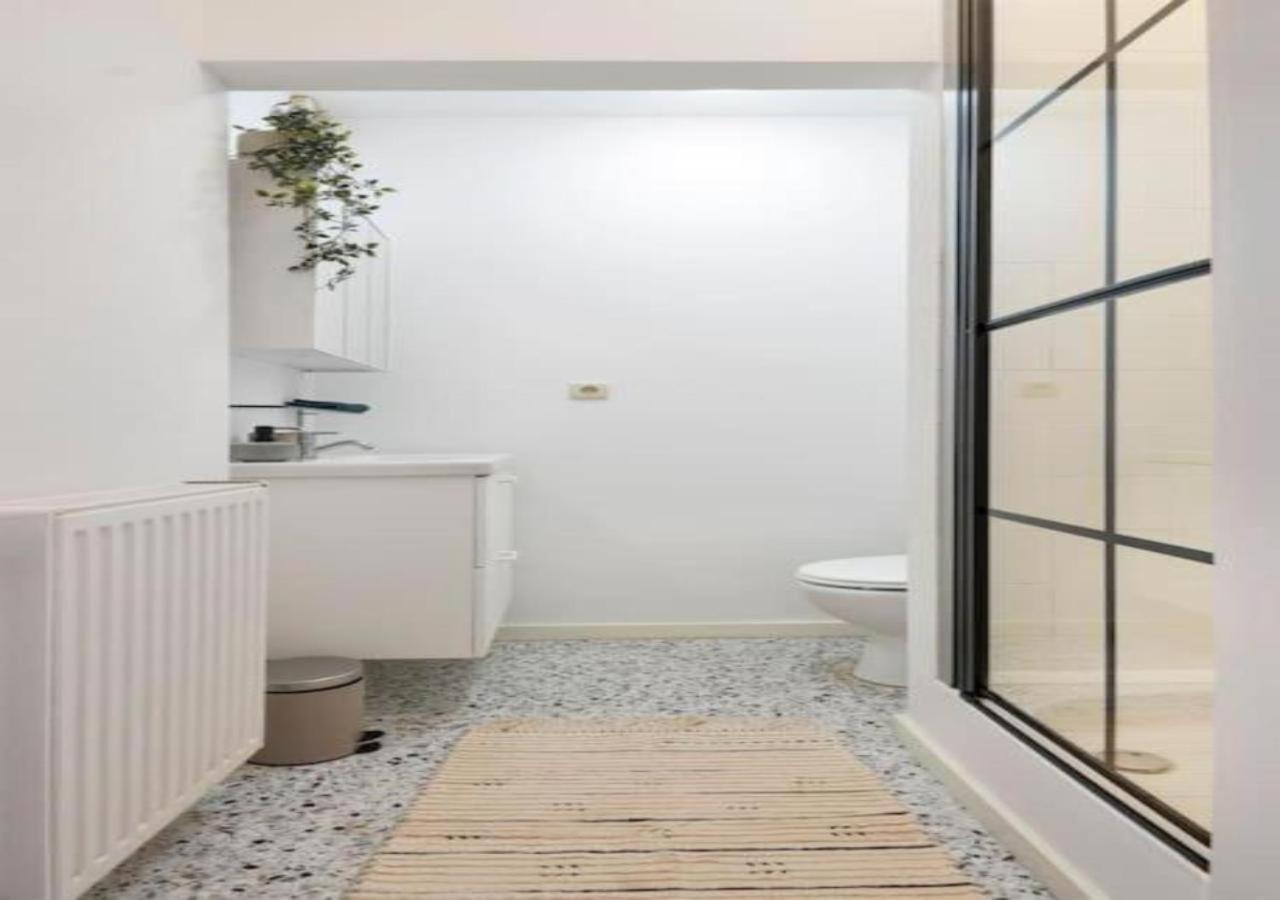 Hub Apartment *